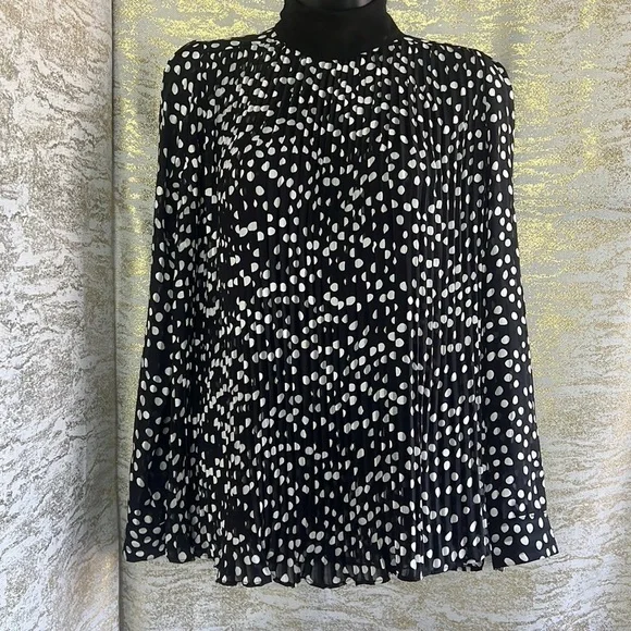 Zara Womenβs Accordion Pleat Mock Neck Bow Tie Blouse Size XS - Picture 5 of 17